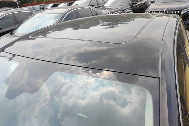 Used Hongqi H5 PHEV 2025 130 Super Hybrid Version Roof