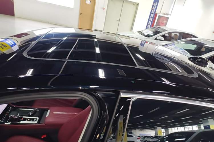 Used Hongqi H5 PHEV 2025 130 Super Hybrid Version Roof