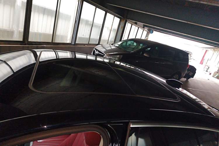Used Hongqi H5 PHEV 2025 170 Super Hybrid Version Roof