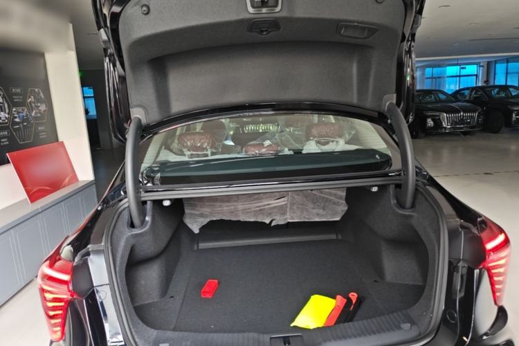 Used Hongqi H5 PHEV 2025 170 Super Hybrid Version Trunk