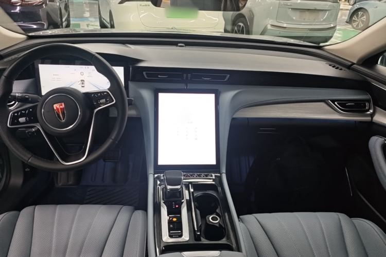Used Hongqi H5 PHEV 2025 170 Super Hybrid Version Center Console