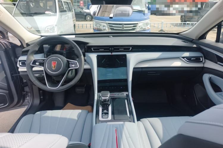 Used Hongqi H5 PHEV 2025 170 Super Hybrid Version Center Console
