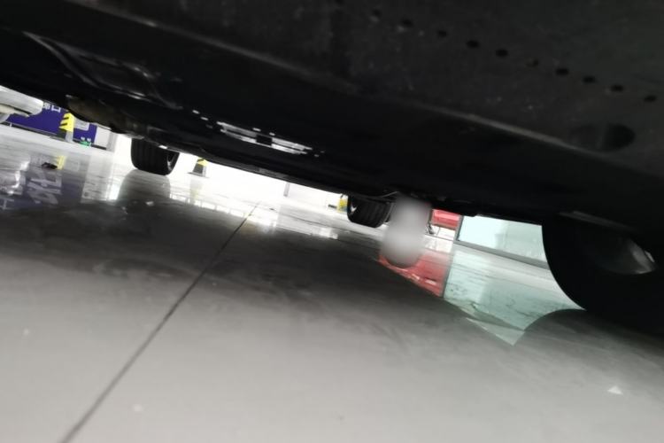 Used Hongqi H5 PHEV 2025 170 Super Hybrid Version Chassis Front