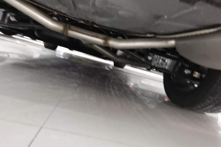 Used Hongqi H5 PHEV 2025 170 Super Hybrid Version Chassis Rear