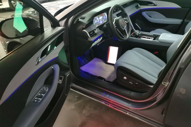 Used Hongqi H5 PHEV 2025 170 Super Hybrid Version Driver Seat
