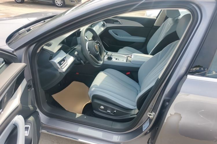 Used Hongqi H5 PHEV 2025 170 Super Hybrid Version Driver Seat