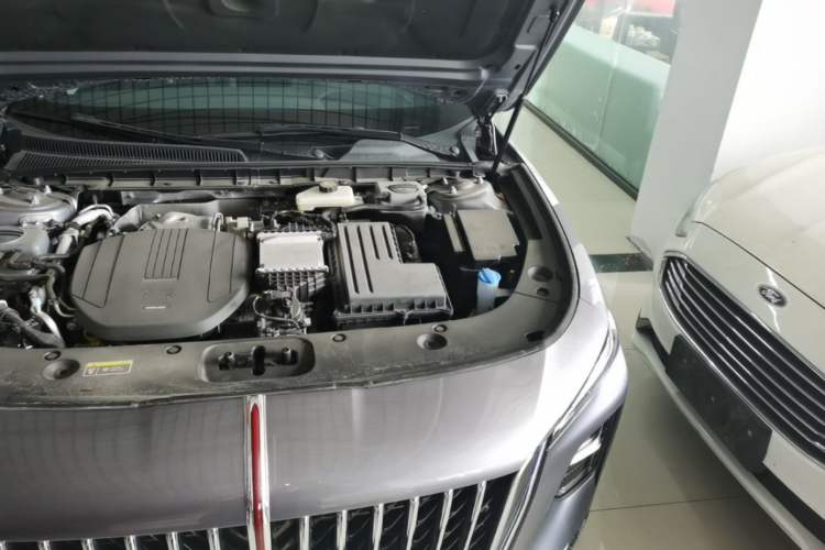 Used Hongqi H5 PHEV 2025 170 Super Hybrid Version Engine Bay Left