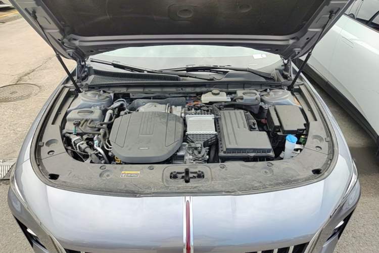 Used Hongqi H5 PHEV 2025 170 Super Hybrid Version Engine Bay