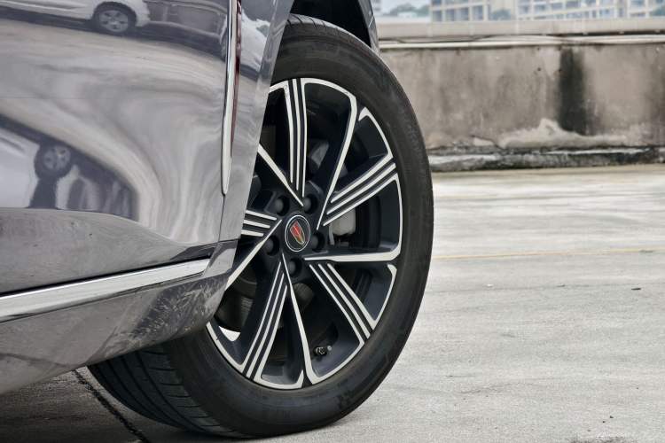 Used Hongqi H5 PHEV 2025 170 Super Hybrid Version Exterior 10