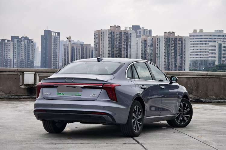 Used Hongqi H5 PHEV 2025 170 Super Hybrid Version Exterior 3
