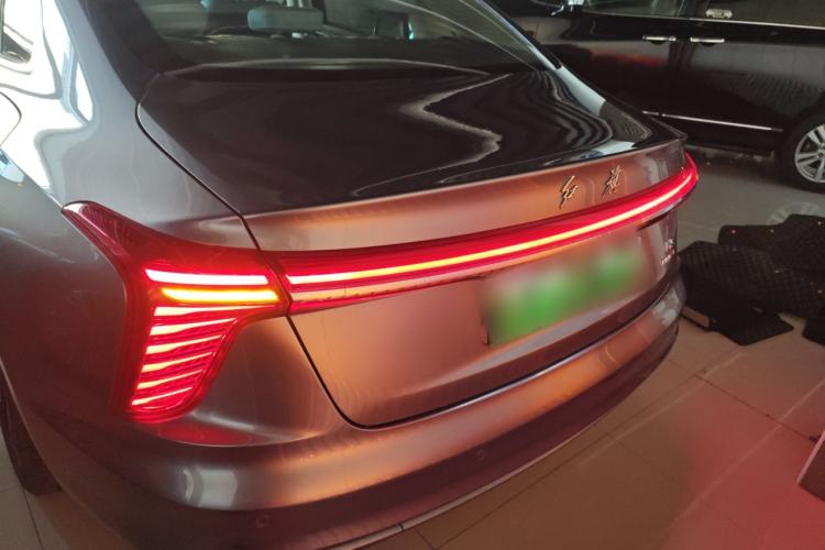 Used Hongqi H5 PHEV 2025 170 Super Hybrid Version Exterior 4