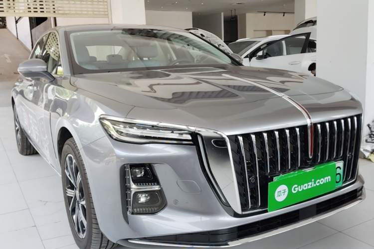 Used Hongqi H5 PHEV 2025 170 Super Hybrid Version Front Right 45 Deg