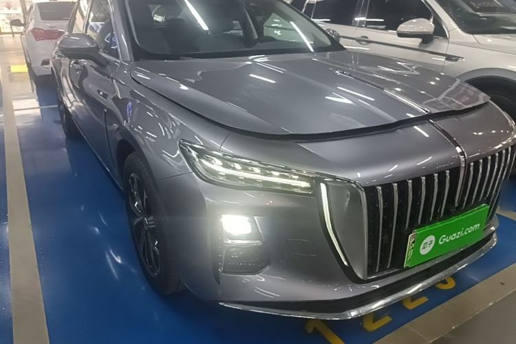 Used Hongqi H5 PHEV 2025 170 Super Hybrid Version Front Right 45 Deg