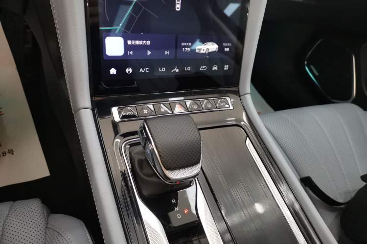 Used Hongqi H5 PHEV 2025 170 Super Hybrid Version Gear Lever