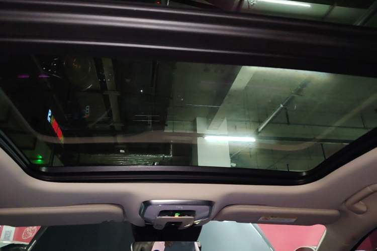 Used Hongqi H5 PHEV 2025 170 Super Hybrid Version Headliner