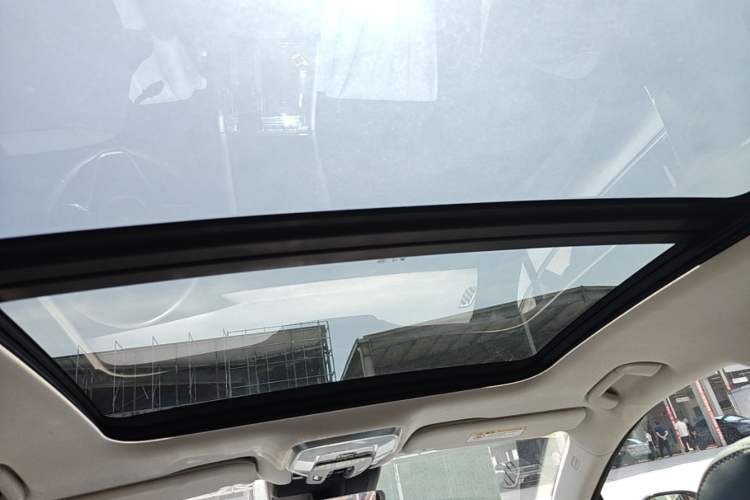 Used Hongqi H5 PHEV 2025 170 Super Hybrid Version Headliner