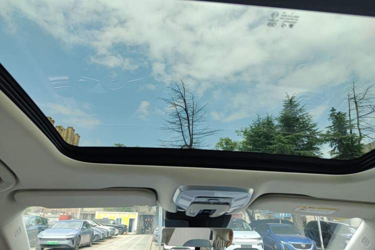 Used Hongqi H5 PHEV 2025 170 Super Hybrid Version Headliner