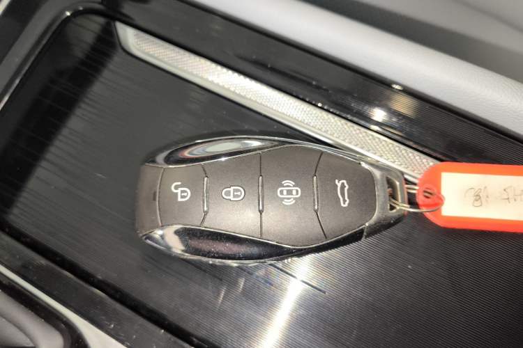 Used Hongqi H5 PHEV 2025 170 Super Hybrid Version Interior 1