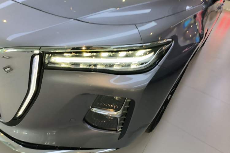 Used Hongqi H5 PHEV 2025 170 Super Hybrid Version Left Front Headlight