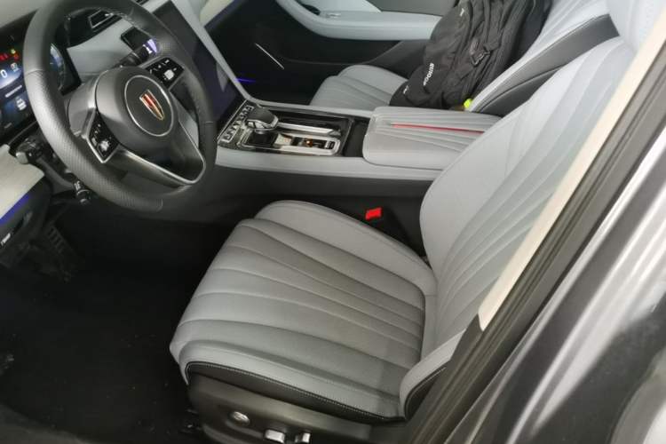 Used Hongqi H5 PHEV 2025 170 Super Hybrid Version Left Front Seat