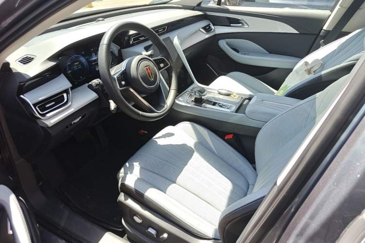 Used Hongqi H5 PHEV 2025 170 Super Hybrid Version Left Front Seat