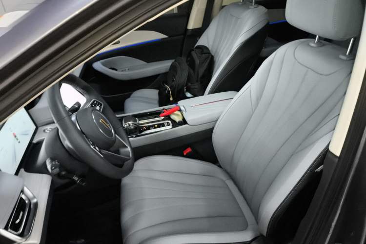 Used Hongqi H5 PHEV 2025 170 Super Hybrid Version Left Front Seat