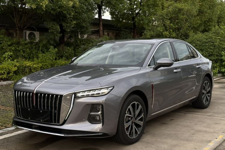 Ojetý Hongqi H5 PHEV 2025 170 Super Hybrid Version Guazi used car, China used car export, Used car for sale, Used cars, Cheapest cars for sale