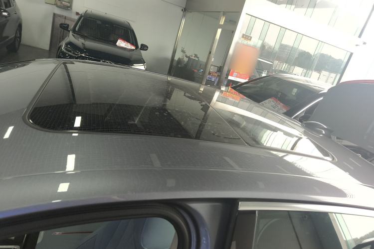 Used Hongqi H5 PHEV 2025 170 Super Hybrid Version Roof