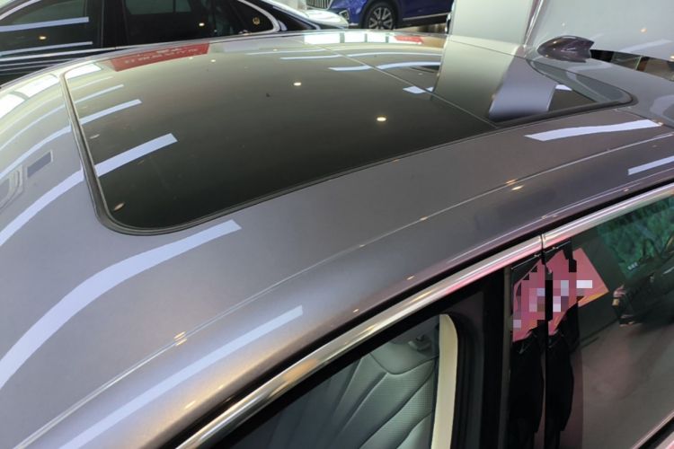 Used Hongqi H5 PHEV 2025 170 Super Hybrid Version Roof