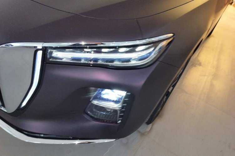 Used Hongqi H5 PHEV 2025 170 Super Hybrid Version Left Front Headlight
