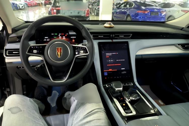 Used Hongqi H5 PHEV 2025 170 Super Hybrid Version Center Console