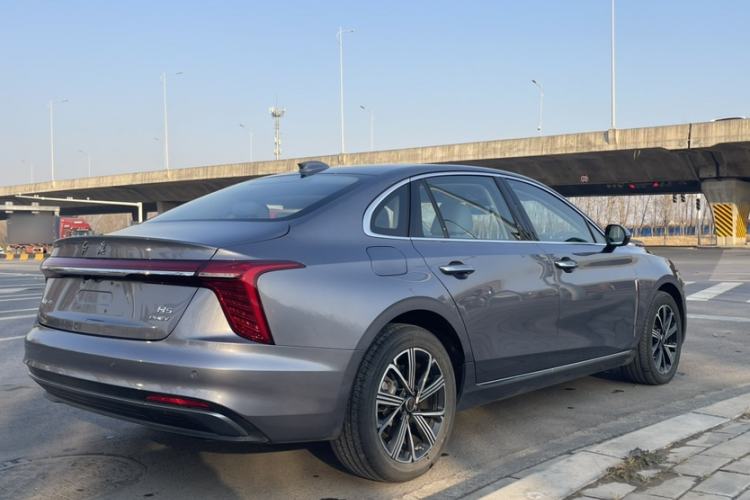 Used Hongqi H5 PHEV 2025 170 Super Hybrid Version Exterior 6