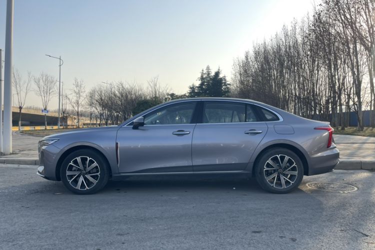 Used Hongqi H5 PHEV 2025 170 Super Hybrid Version Exterior 8