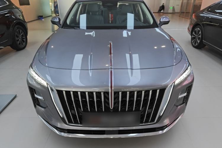Used Hongqi H5 PHEV 2025 170 Super Hybrid Version Front