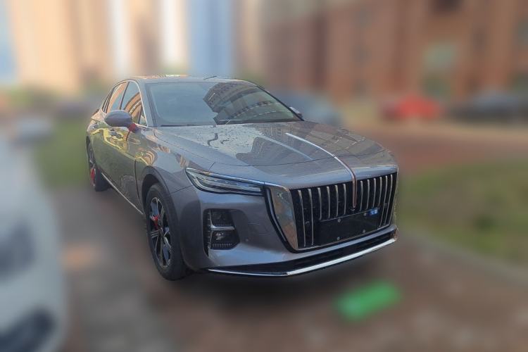 Used Hongqi H5 PHEV 2025 170 Super Hybrid Version Front Right 45 Deg