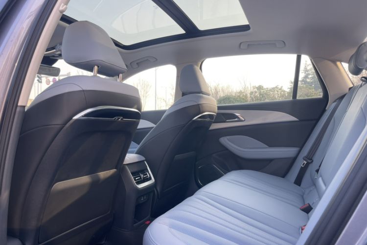 Used Hongqi H5 PHEV 2025 170 Super Hybrid Version Interior 2