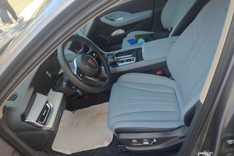 Used Hongqi H5 PHEV 2025 170 Super Hybrid Version Left Front Seat