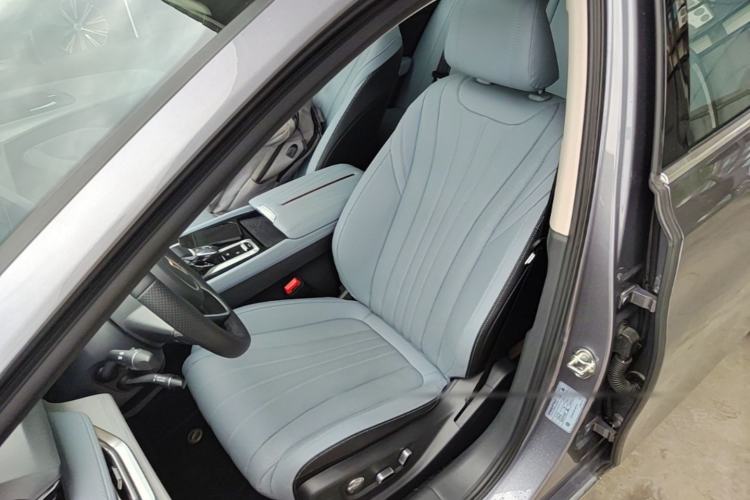 Used Hongqi H5 PHEV 2025 170 Super Hybrid Version Left Front Seat