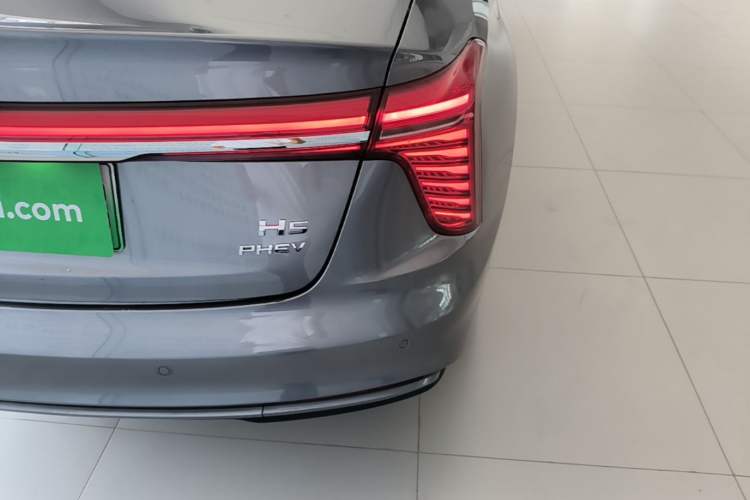Used Hongqi H5 PHEV 2025 170 Super Hybrid Version Right Rear Taillight