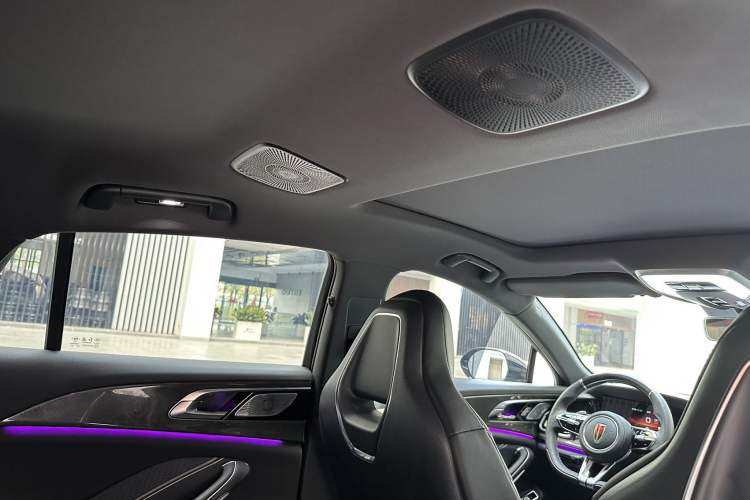 Used Hongqi H6 2023 2.0T ZhiShang Version Interior 4