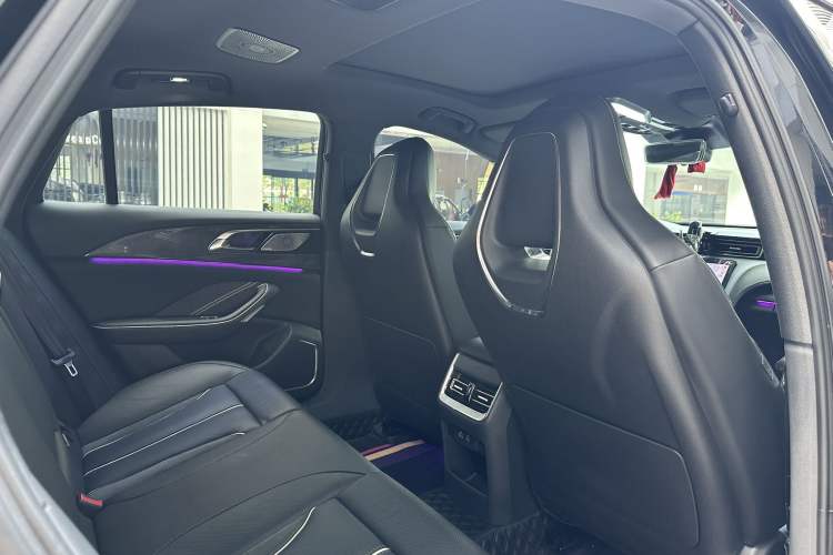 Used Hongqi H6 2023 2.0T ZhiShang Version Interior 6