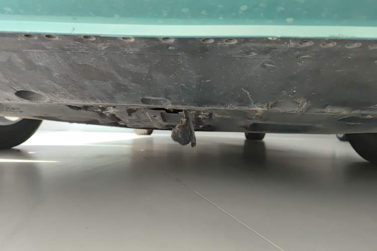 Used Hongqi H6 2023 2.0T ZhiMei Edition Chassis Front