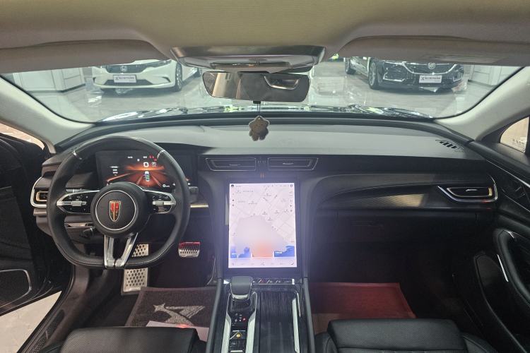 Used Hongqi H6 2023 2.0T Zhiyi Version Center Console