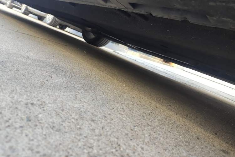 Used Hongqi H6 2023 2.0T ZhiShang Version Chassis Front Right