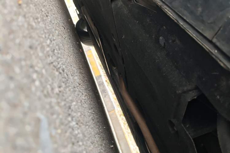 Used Hongqi H6 2023 2.0T ZhiShang Version Chassis Rear Left