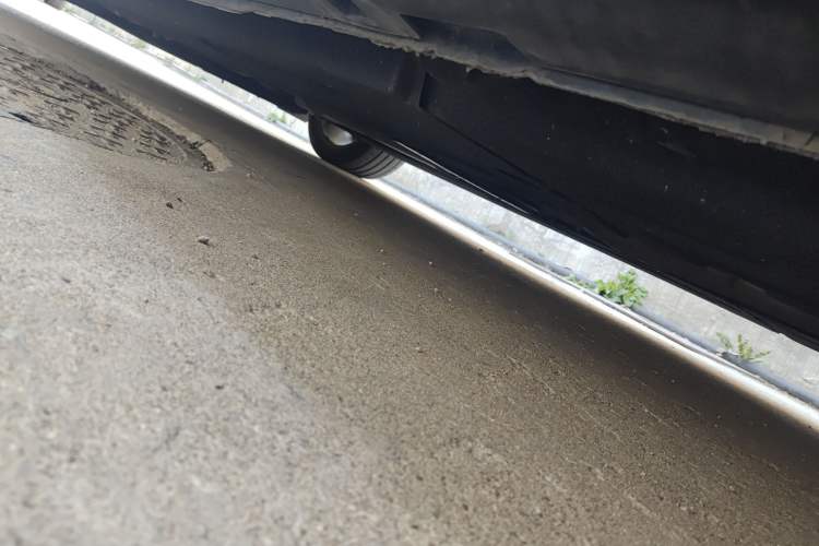Used Hongqi H6 2023 2.0T ZhiShang Version Chassis Rear Left