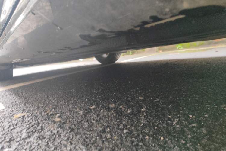 Used Hongqi H6 2023 2.0T ZhiMei Edition Chassis Rear Left