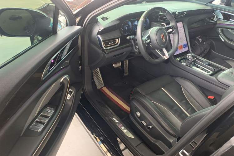 Used Hongqi H6 2023 2.0T ZhiShang Version Driver Seat