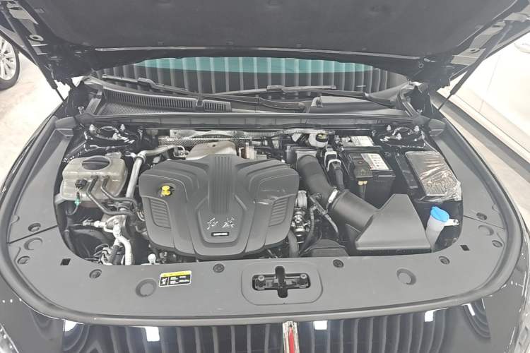 Used Hongqi H6 2023 2.0T Zhiyi Version Engine Bay