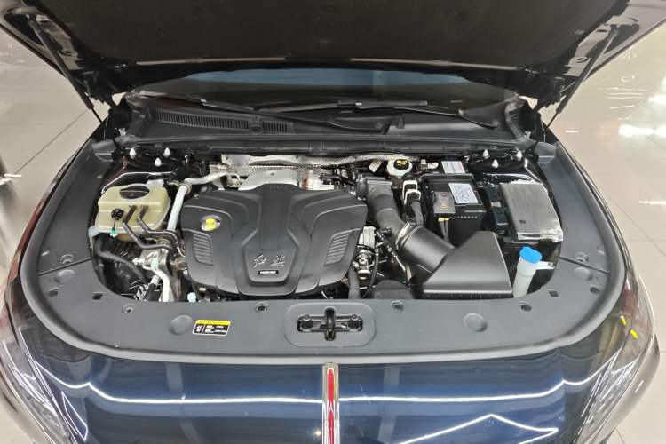 Used Hongqi H6 2023 2.0T Zhiyi Version Engine Bay
